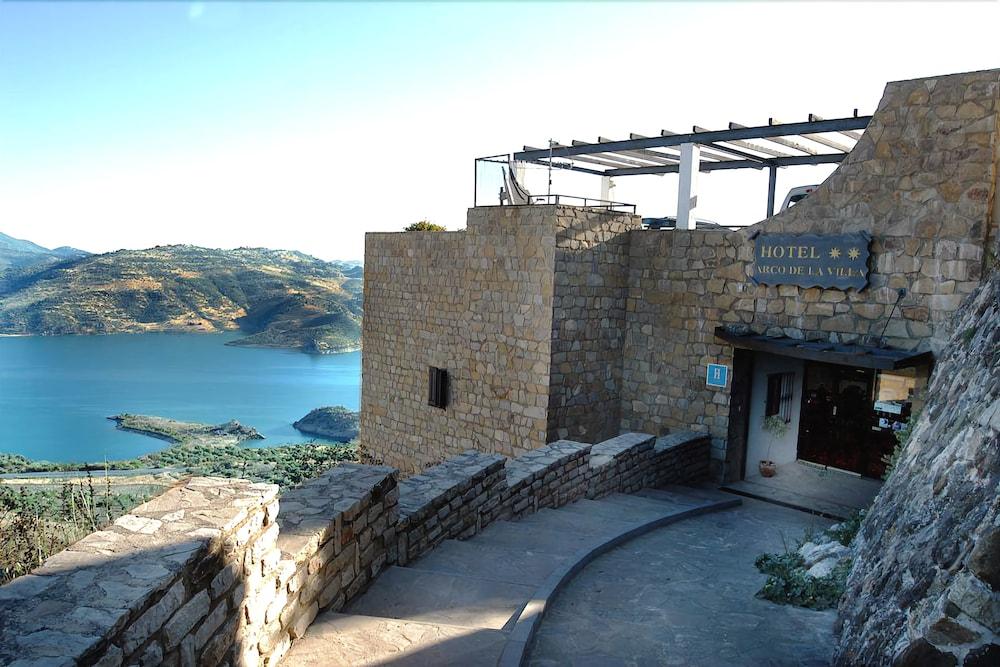 Tugasa Arco De La Villa Zahara De La Sierra Zewnętrze zdjęcie